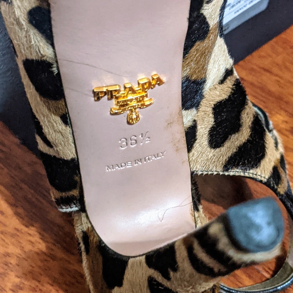 Prada Heels 6.5 - Picture 4 of 7